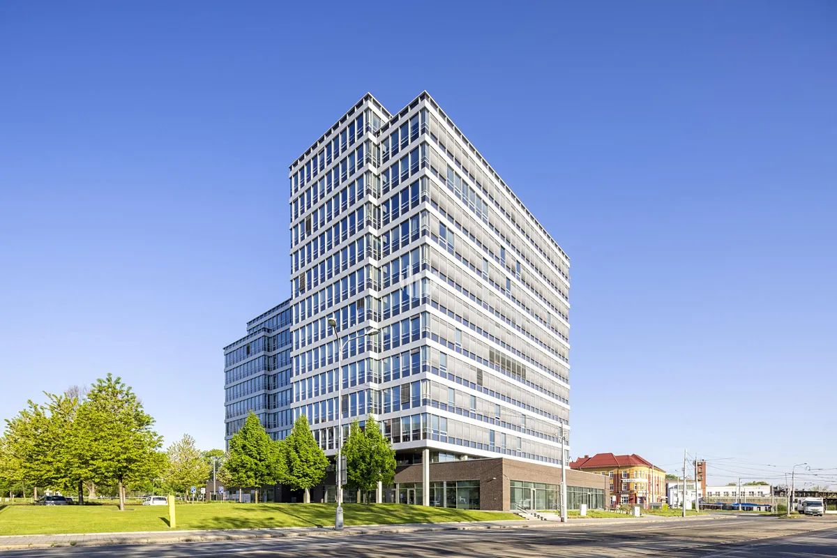 Pronájem kanceláře 782 m²